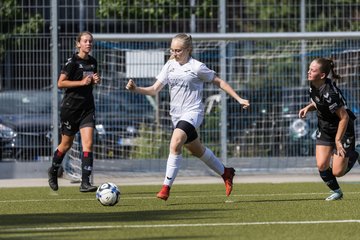 Bild 176 - wBJ Alstertal-Langenhorn - SV Henstedt-Ulzburg : Ergebnis: 4:1